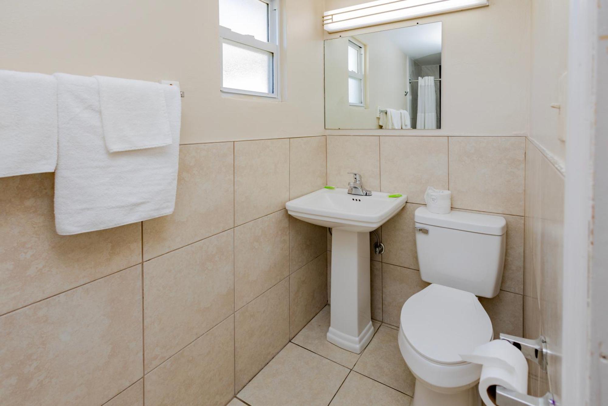 Budget Inn Columbus Lockbourne Exteriér fotografie